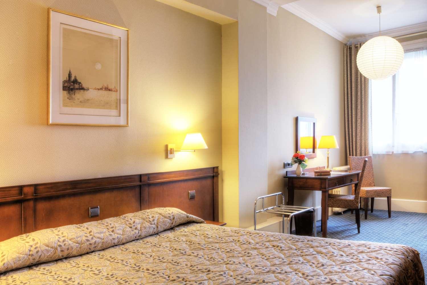 Best Western De Diane Nevers Exterior photo
