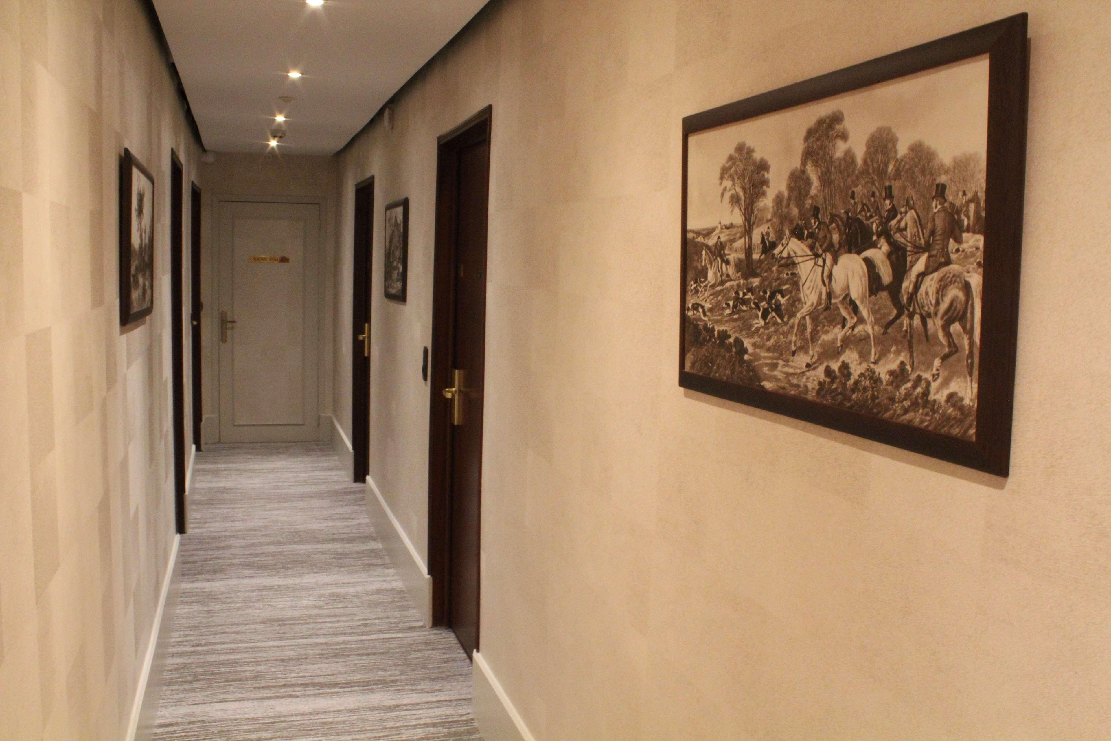Best Western De Diane Nevers Exterior photo