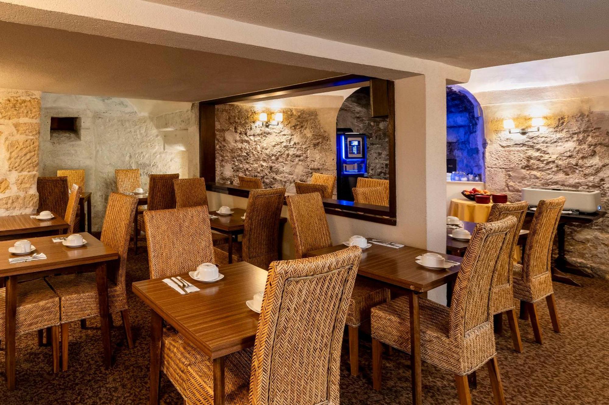 Best Western De Diane Nevers Exterior photo